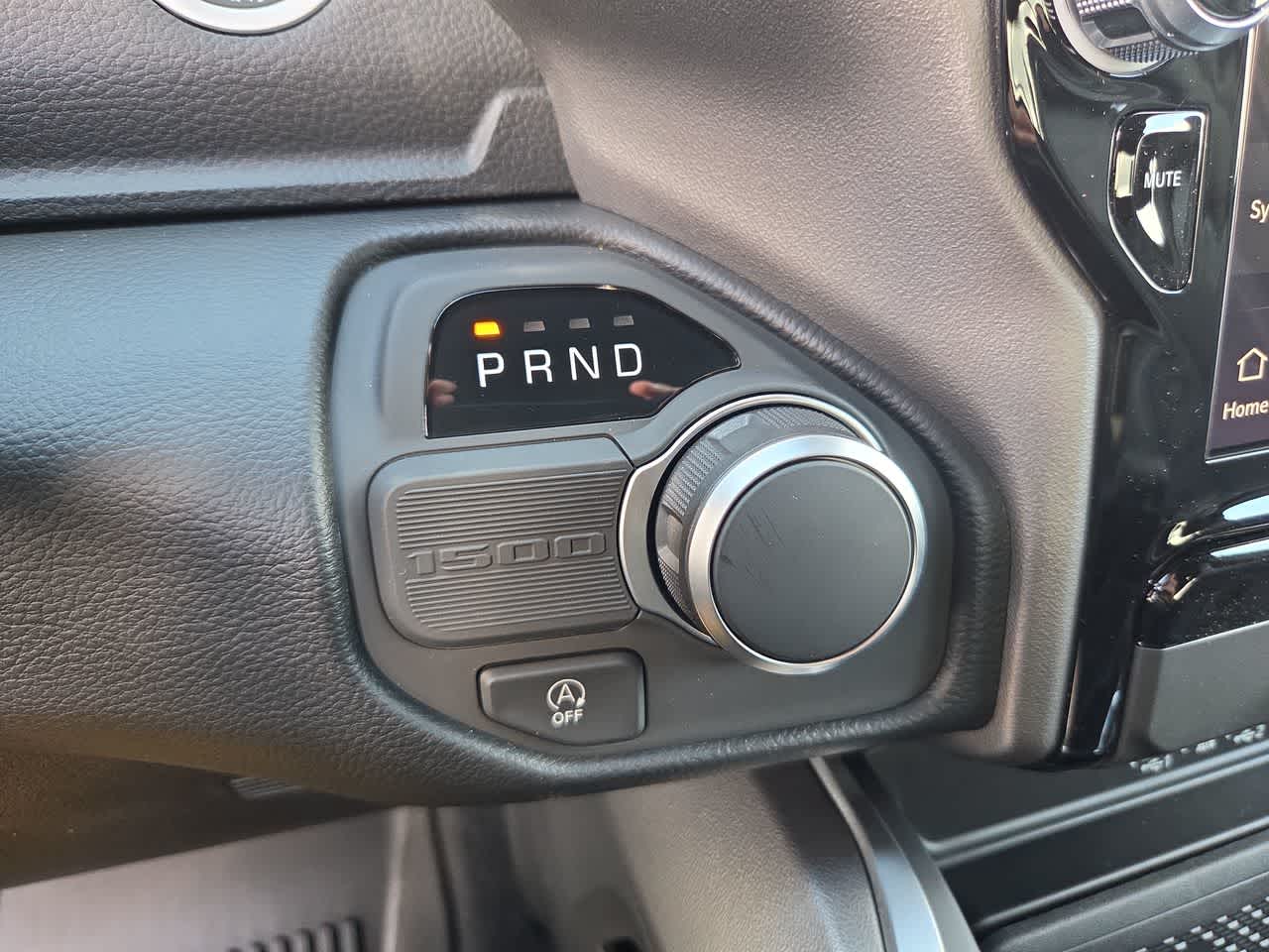 Thumbnail: 2026 RAM 1500 - 25