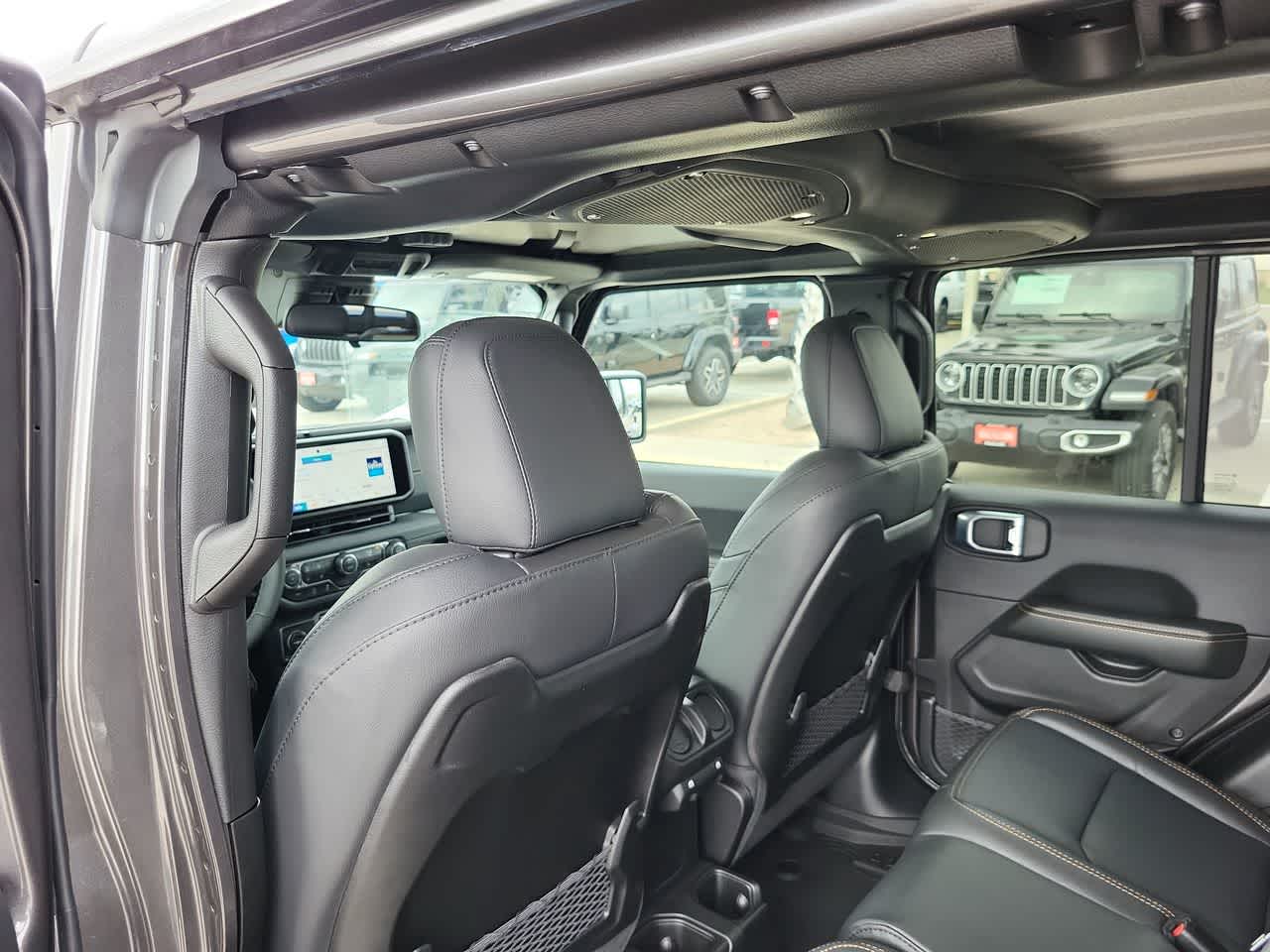 Thumbnail: 2026 Jeep Gladiator - 20