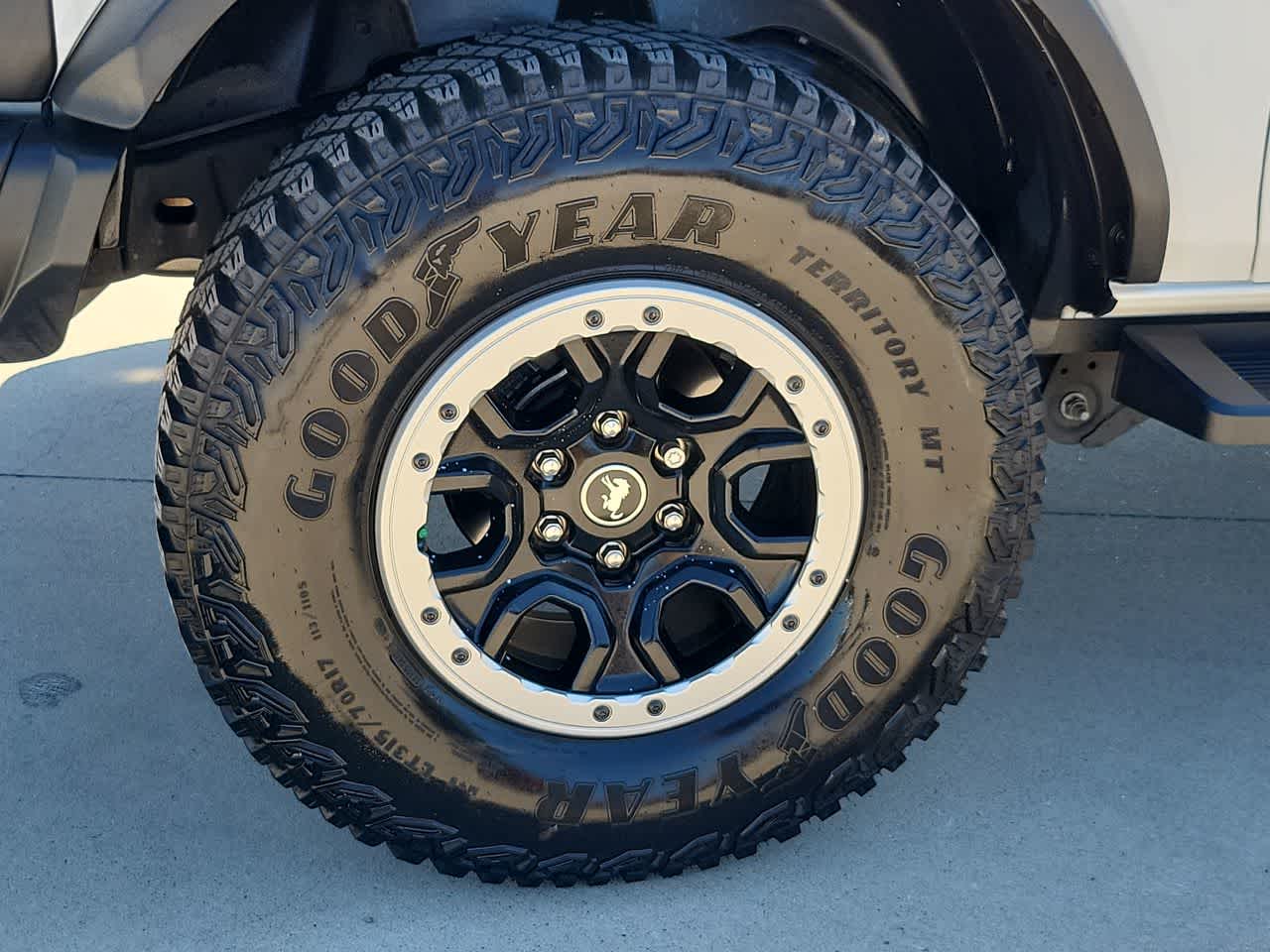 Thumbnail: 2022 Ford Bronco - 16