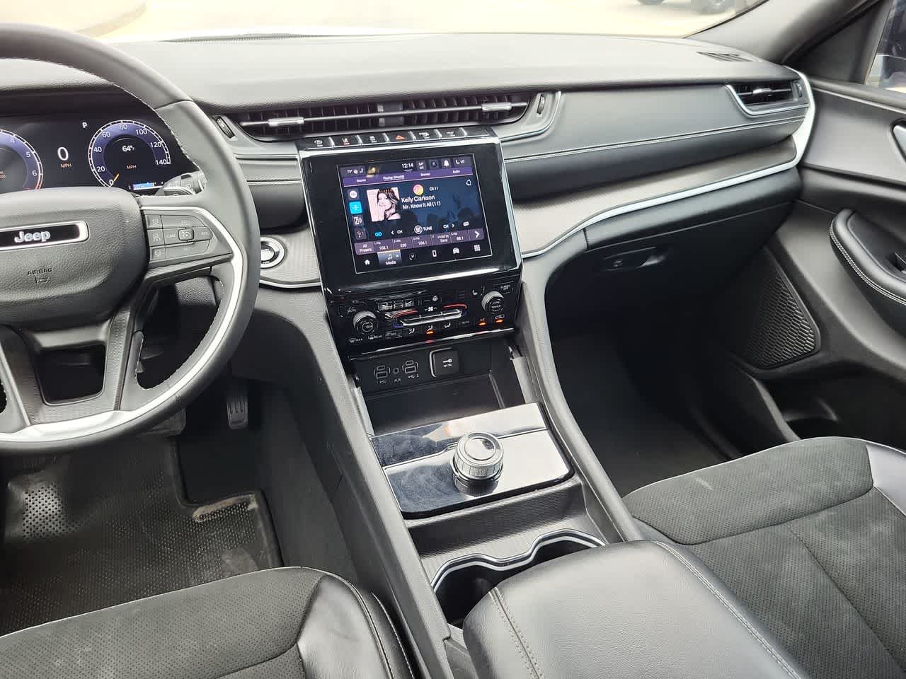 Thumbnail: 2024 Jeep Grand Cherokee - 24