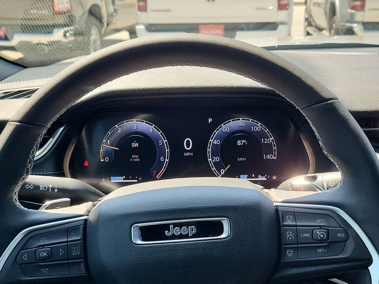 Thumbnail: 2025 Jeep Grand Cherokee - 26