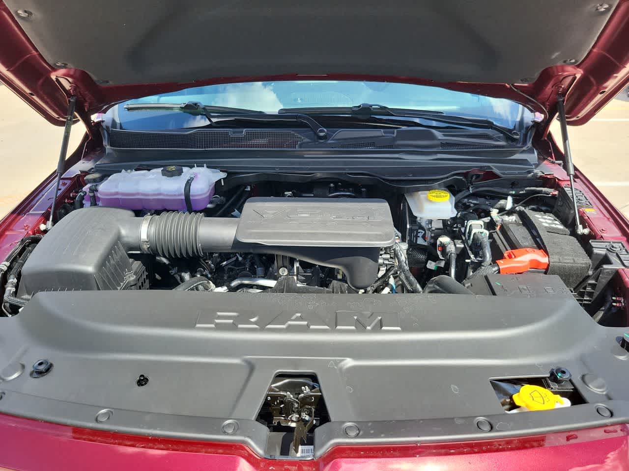 Thumbnail: 2025 RAM 1500 - 17