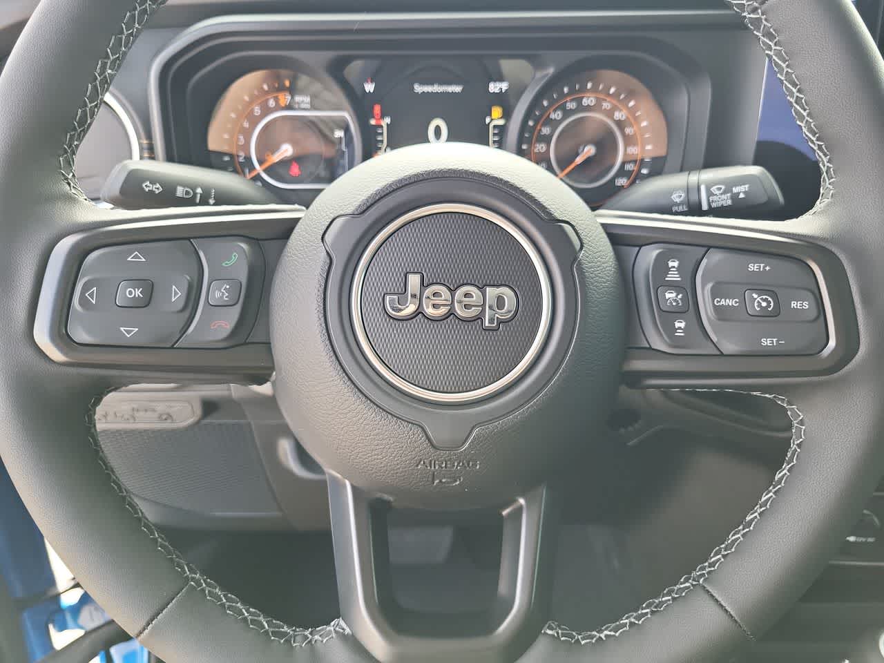 Thumbnail: 2026 Jeep Gladiator - 23
