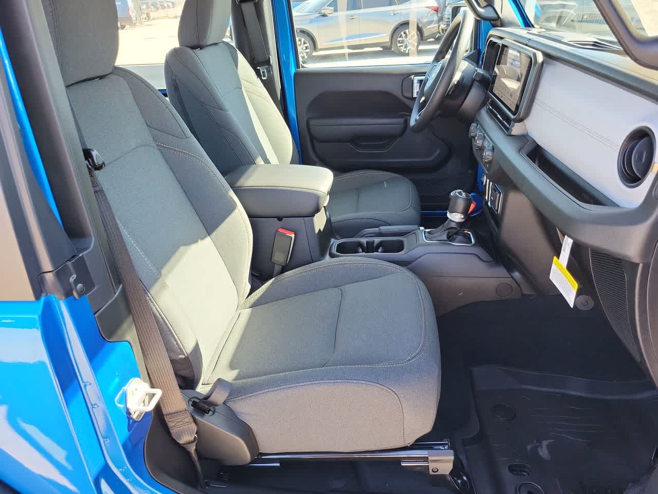 Thumbnail: 2026 Jeep Wrangler - 22