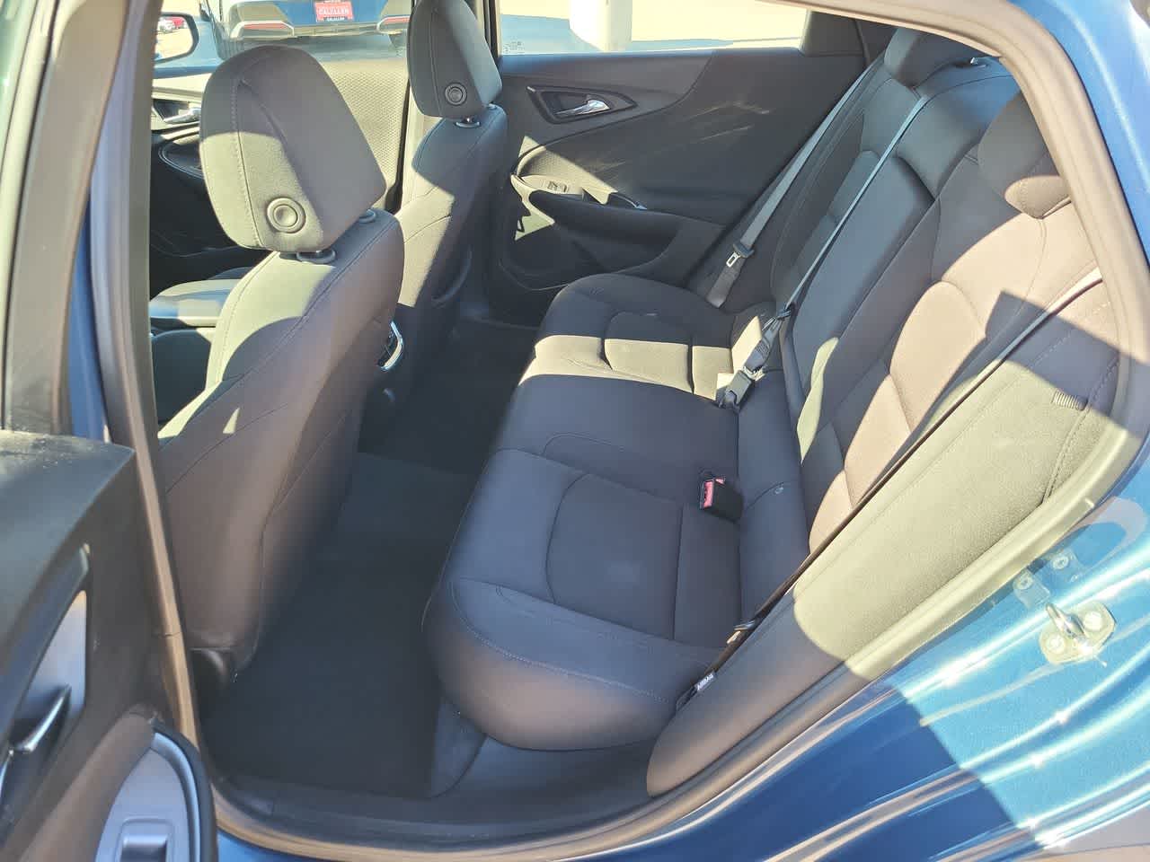 Thumbnail: 2024 Chevrolet Malibu - 21