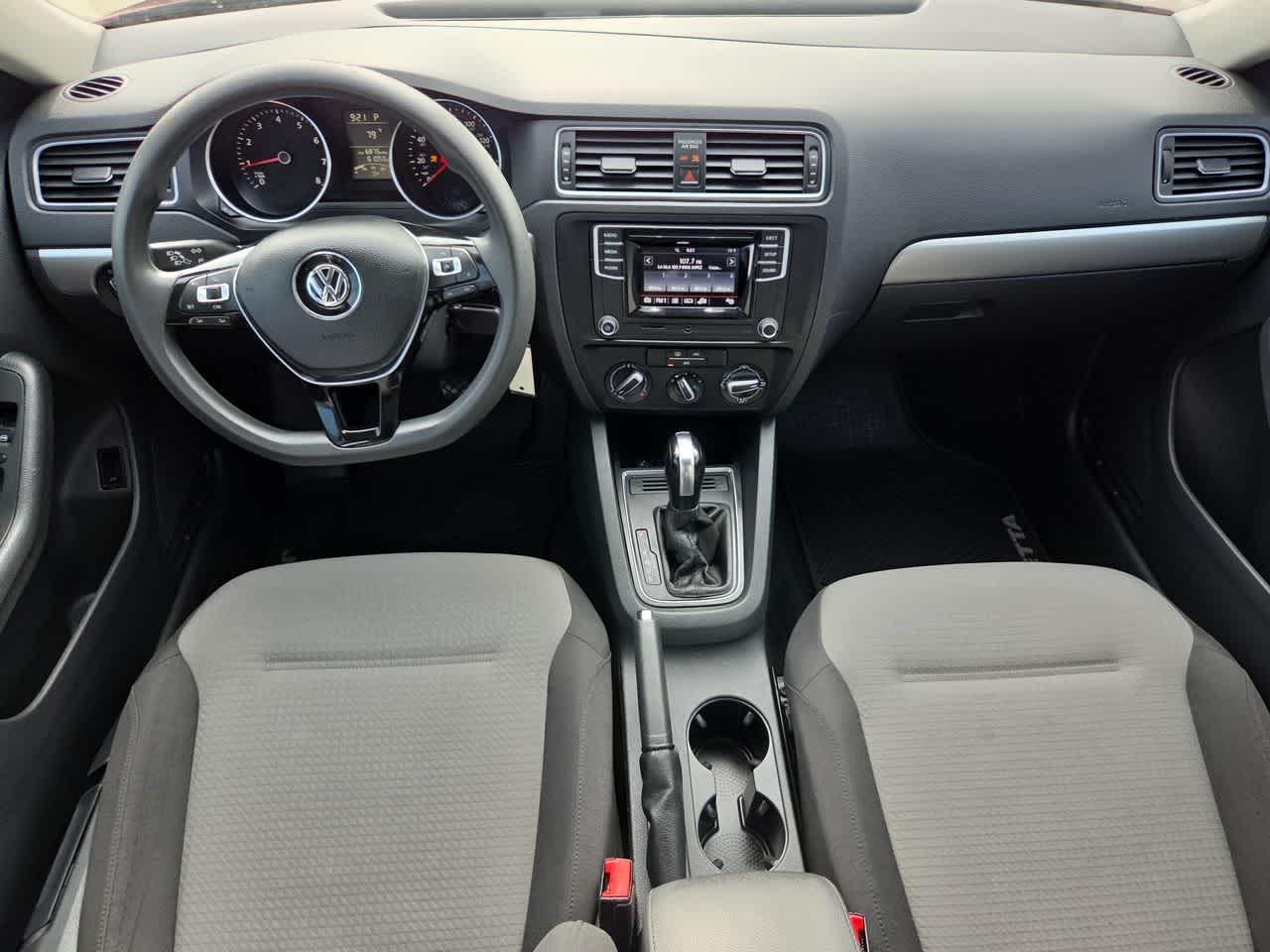 Thumbnail: 2017 Volkswagen Jetta - 8