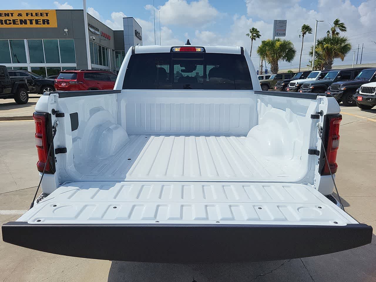 Thumbnail: 2026 RAM 1500 - 27