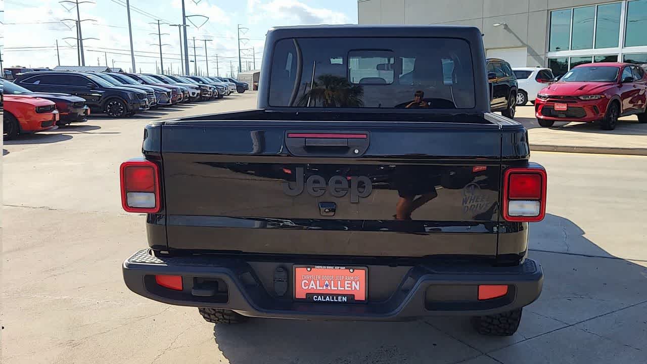 Thumbnail: 2023 Jeep Gladiator - 7