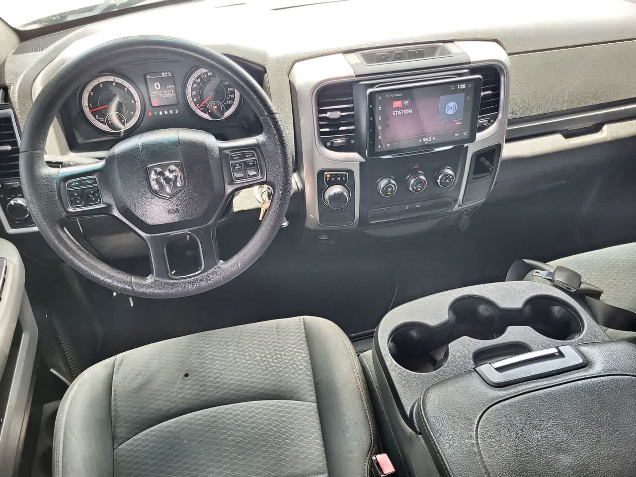 Thumbnail: 2019 RAM 1500 Classic - 23