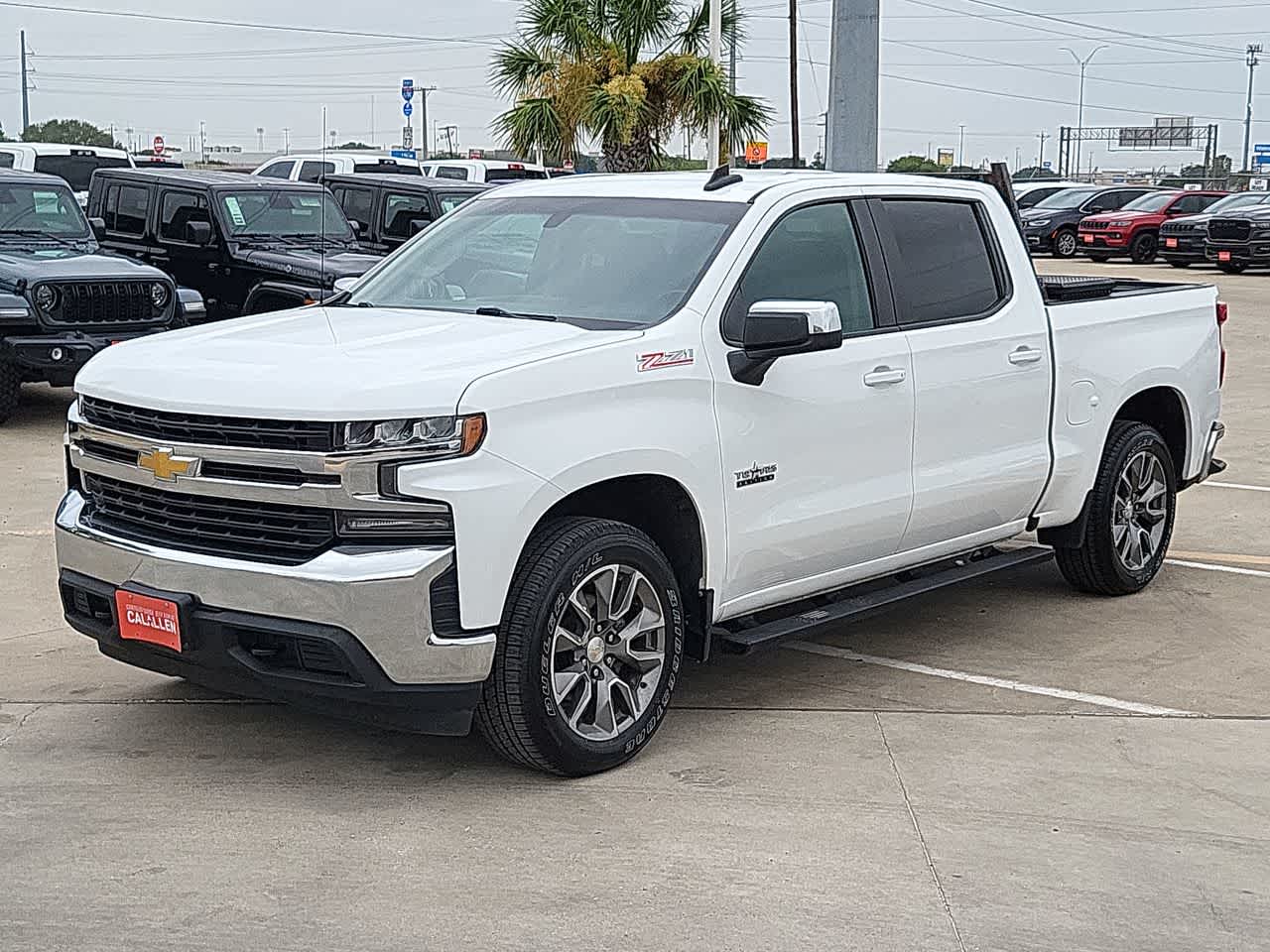 Thumbnail: 2020 Chevrolet Silverado 1500 - 1