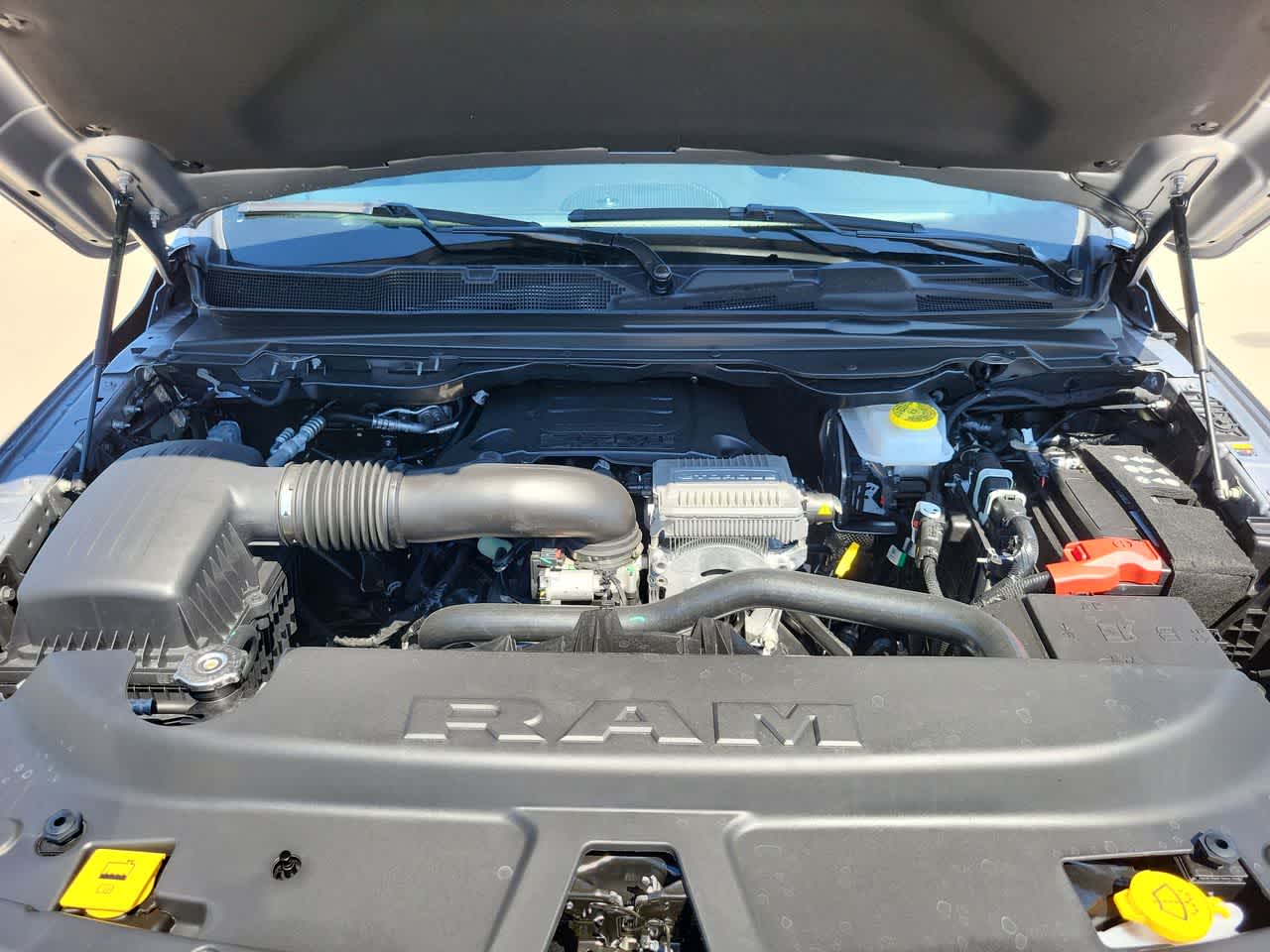 Thumbnail: 2026 RAM 1500 - 17