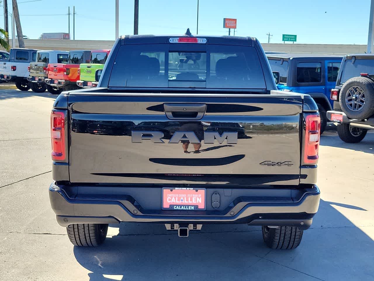 Thumbnail: 2025 RAM 1500 - 13