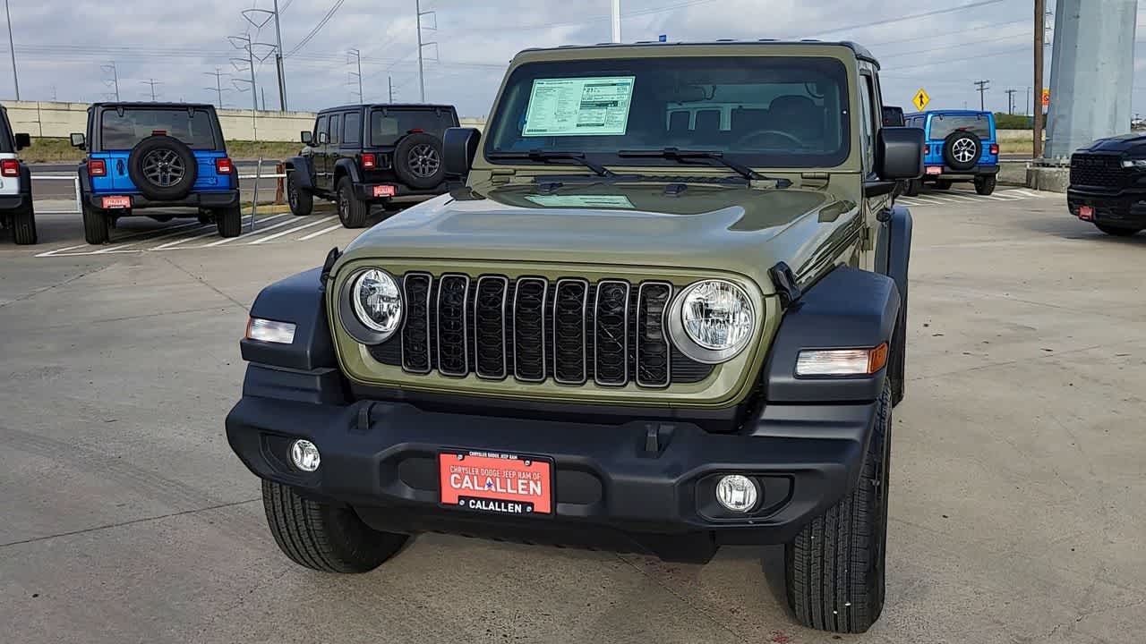 Thumbnail: 2026 Jeep Wrangler - 3