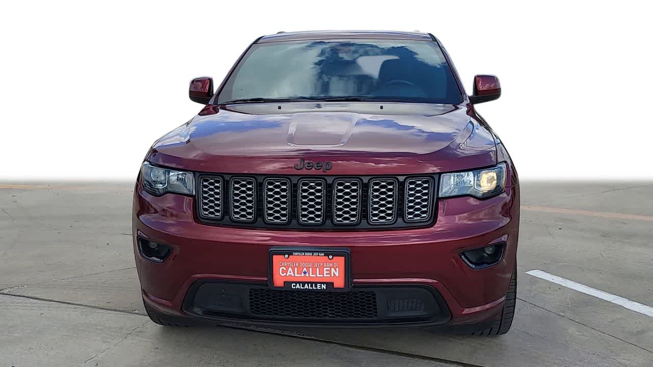 2019 Jeep Grand Cherokee Altitude photo 3