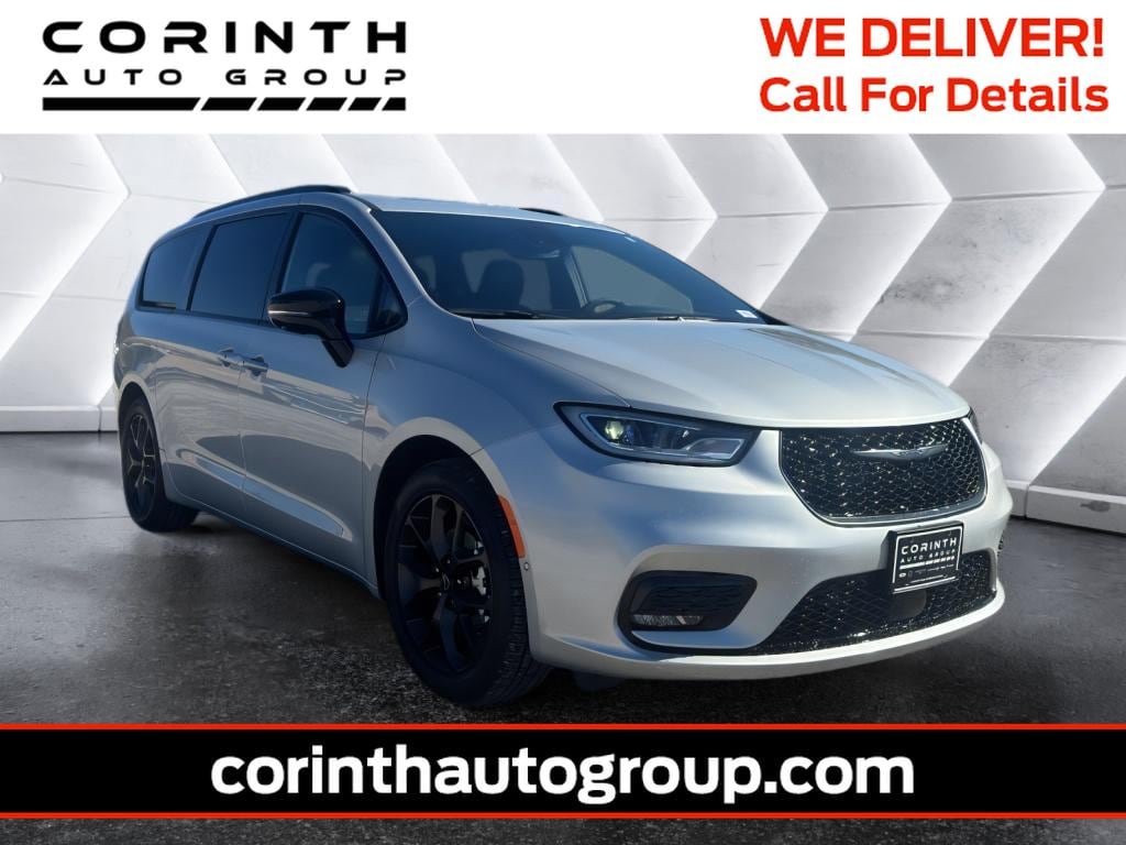 2026 Chrysler Pacifica Limited's photo