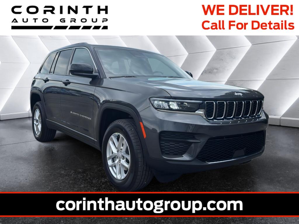 2025 Jeep Grand Cherokee Laredo's photo