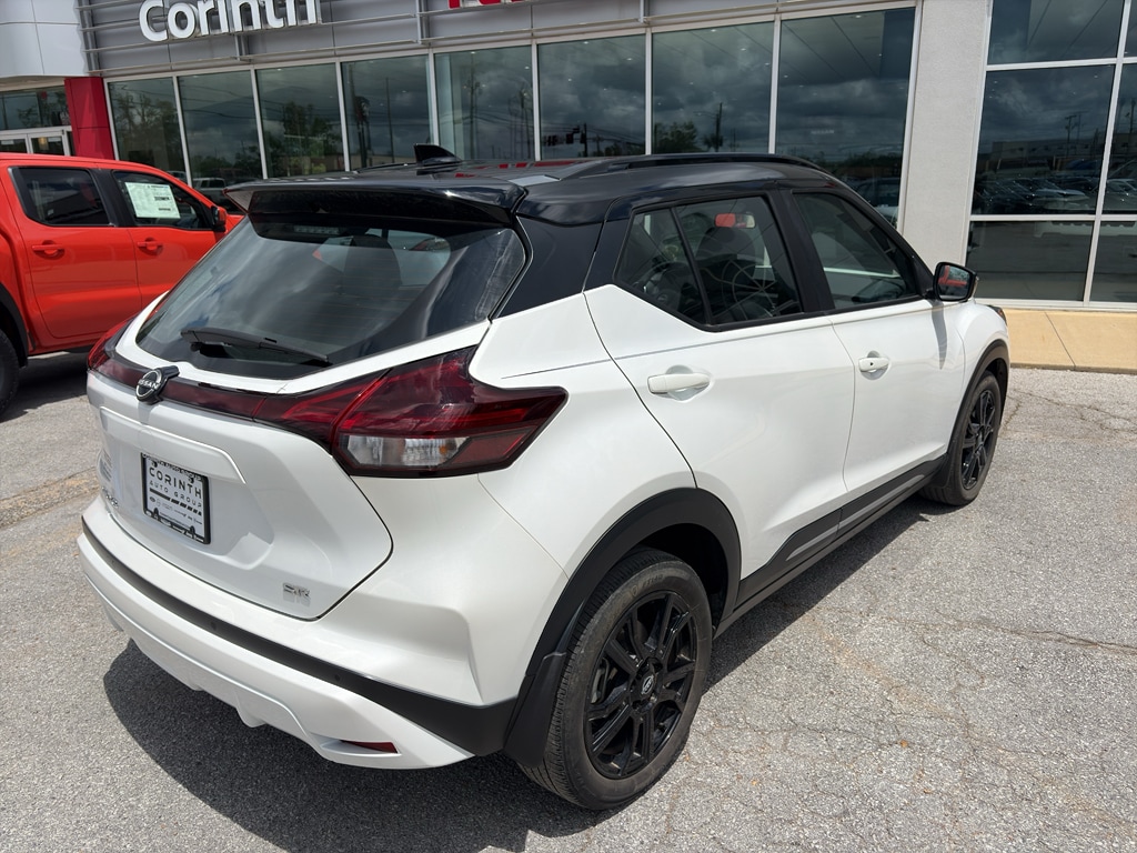 Used 2024 Nissan Kicks SR SUV