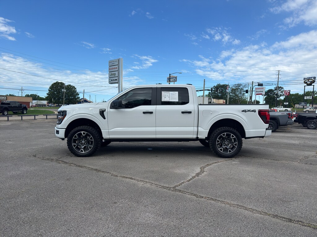 2024 Ford F-150 STX photo 4