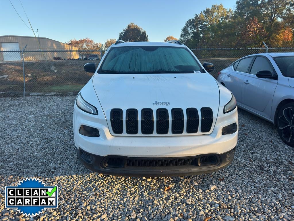 Used 2016 Jeep Cherokee Sport FWD SUV