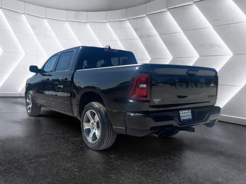 2026 RAM 1500 Express - Photo 6
