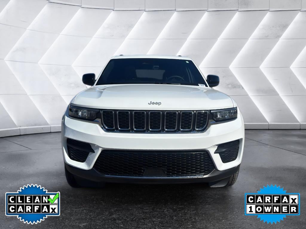 Used 2025 Jeep Grand Cherokee Laredo SUV