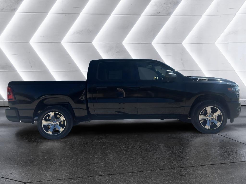 2026 RAM 1500 Express - Photo 9