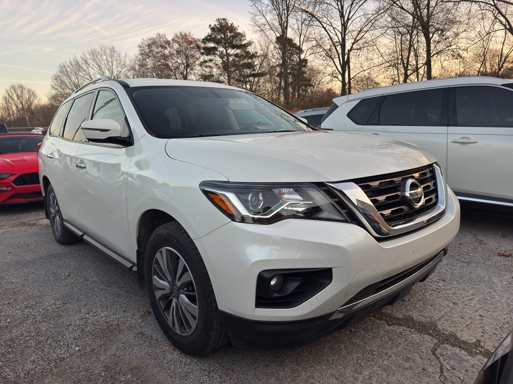 Used 2020 Nissan Pathfinder SV SUV