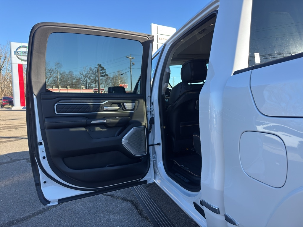 2026 RAM 1500 Tungsten - Photo 19