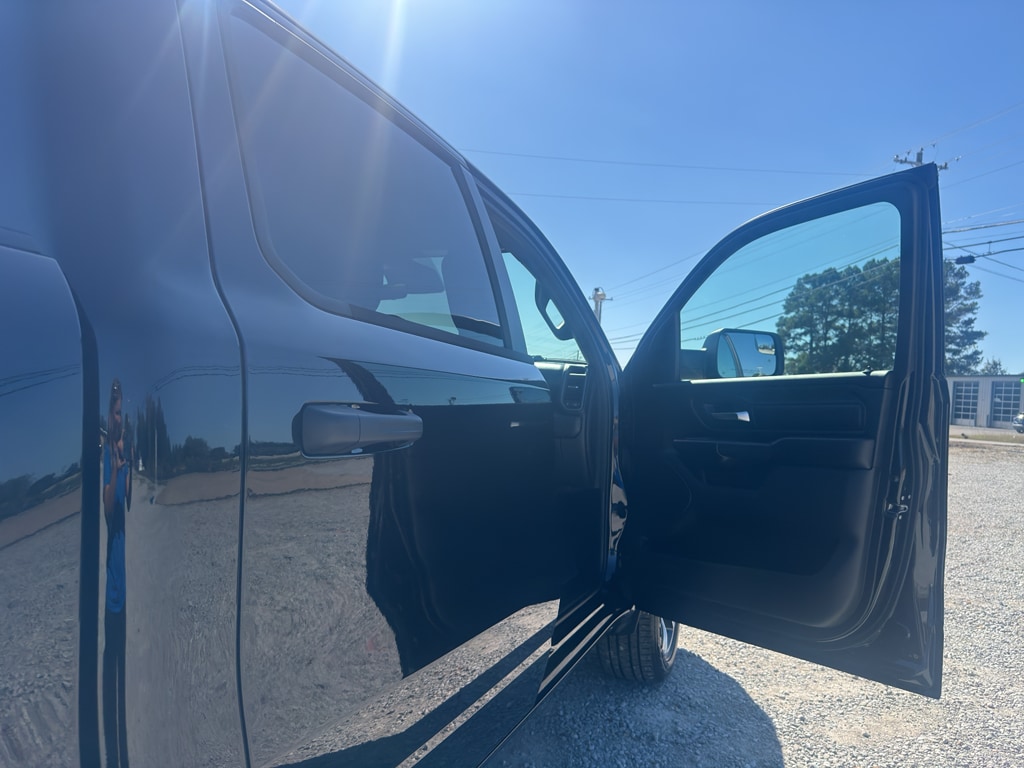 2026 RAM 1500 Express - Photo 20