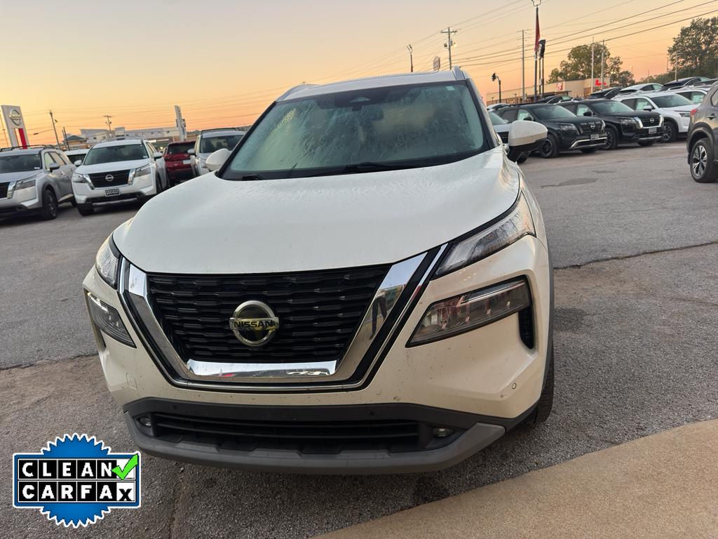 2021 Nissan Rogue SL photo 2