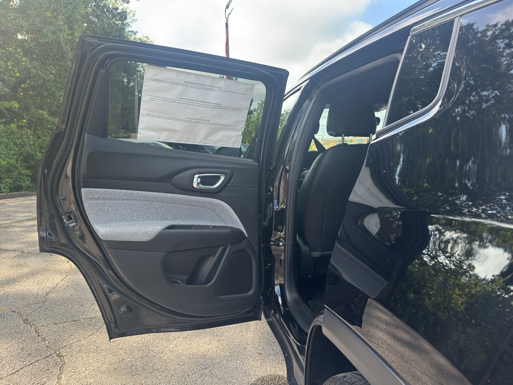 2025 Jeep Compass Latitude - Photo 19