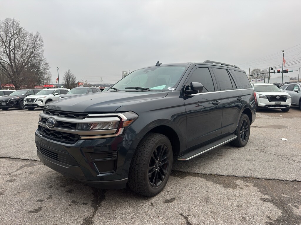 Used 2023 Ford Expedition XLT SUV