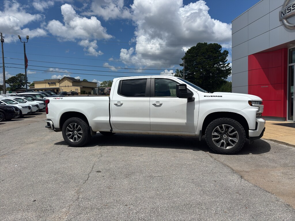 2022 Chevrolet Silverado 1500 RST photo 2