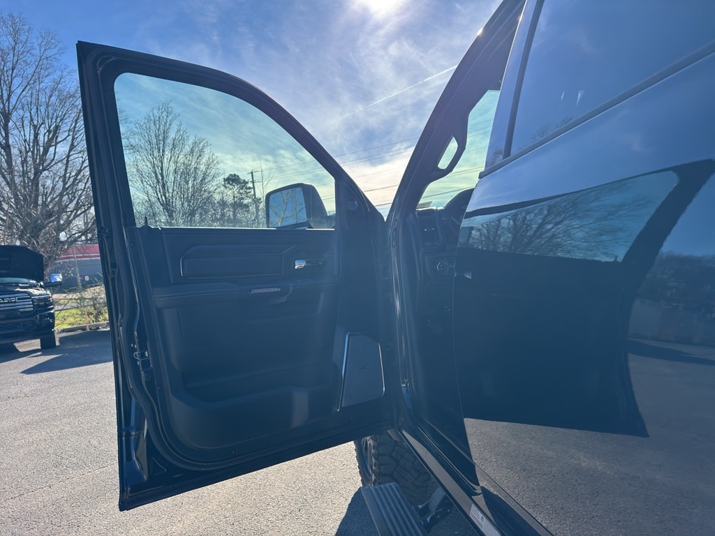 2026 RAM 2500 Rebel - Photo 19