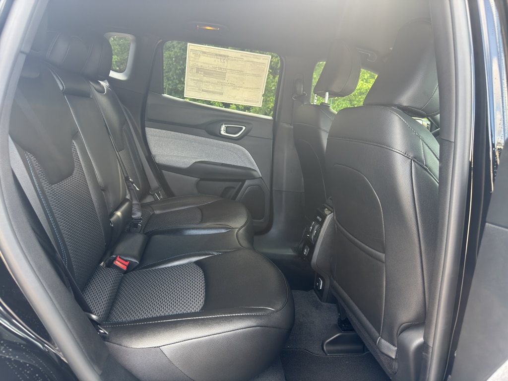 2025 Jeep Compass Latitude - Photo 17