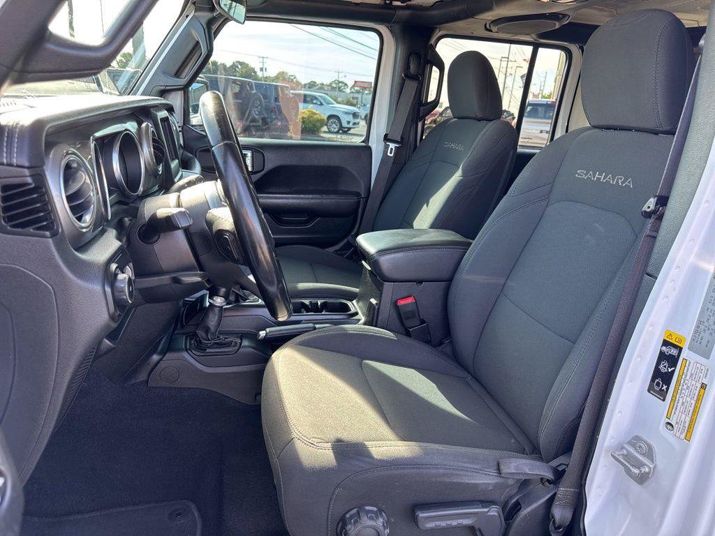 2020 Jeep Wrangler Unlimited Sahara - Photo 29