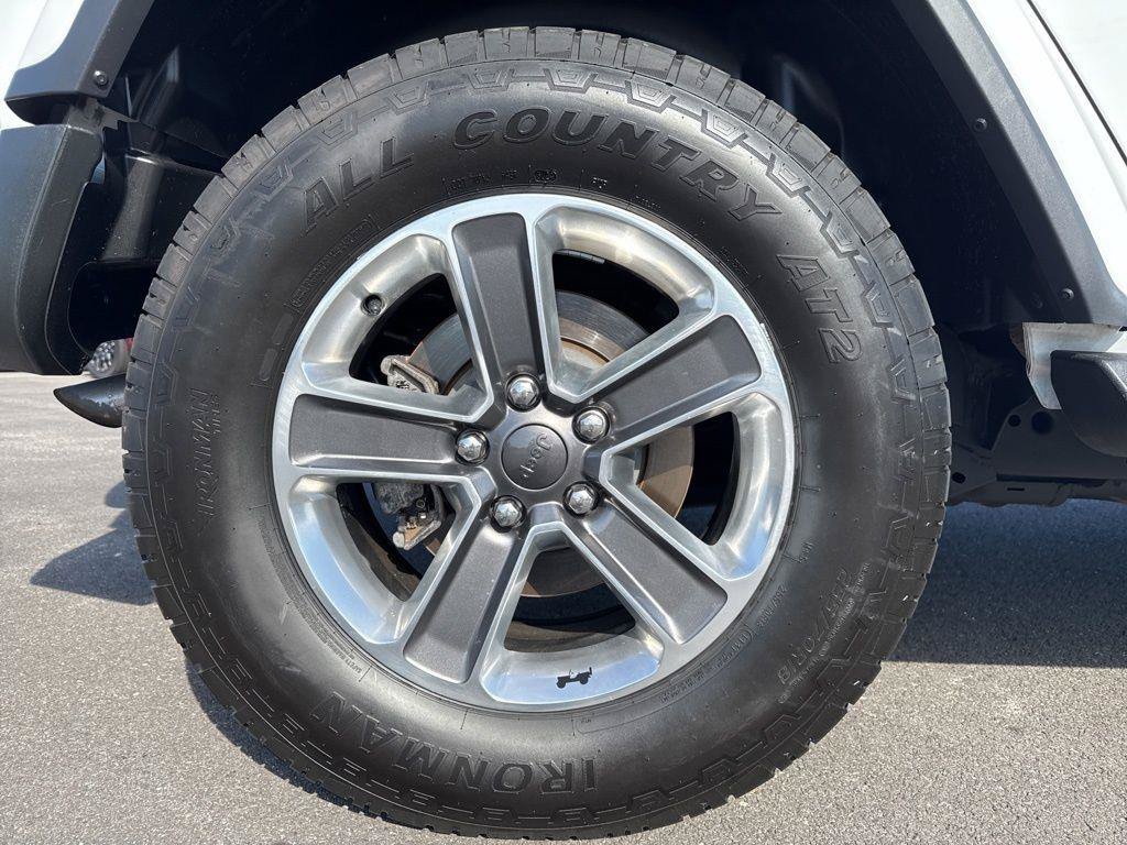 2020 Jeep Wrangler Unlimited Sahara - Photo 12
