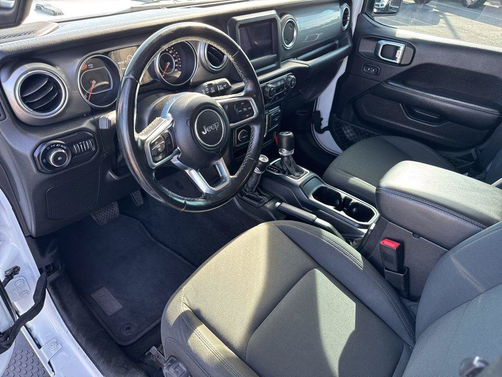 2020 Jeep Wrangler Unlimited Sahara - Photo 30