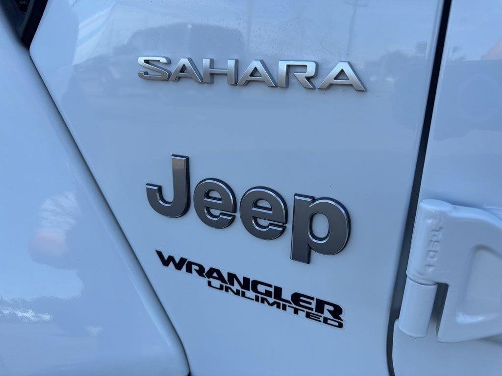 2020 Jeep Wrangler Unlimited Sahara - Photo 16