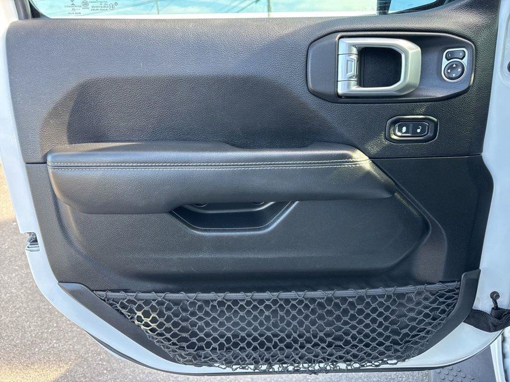 2020 Jeep Wrangler Unlimited Sahara - Photo 28