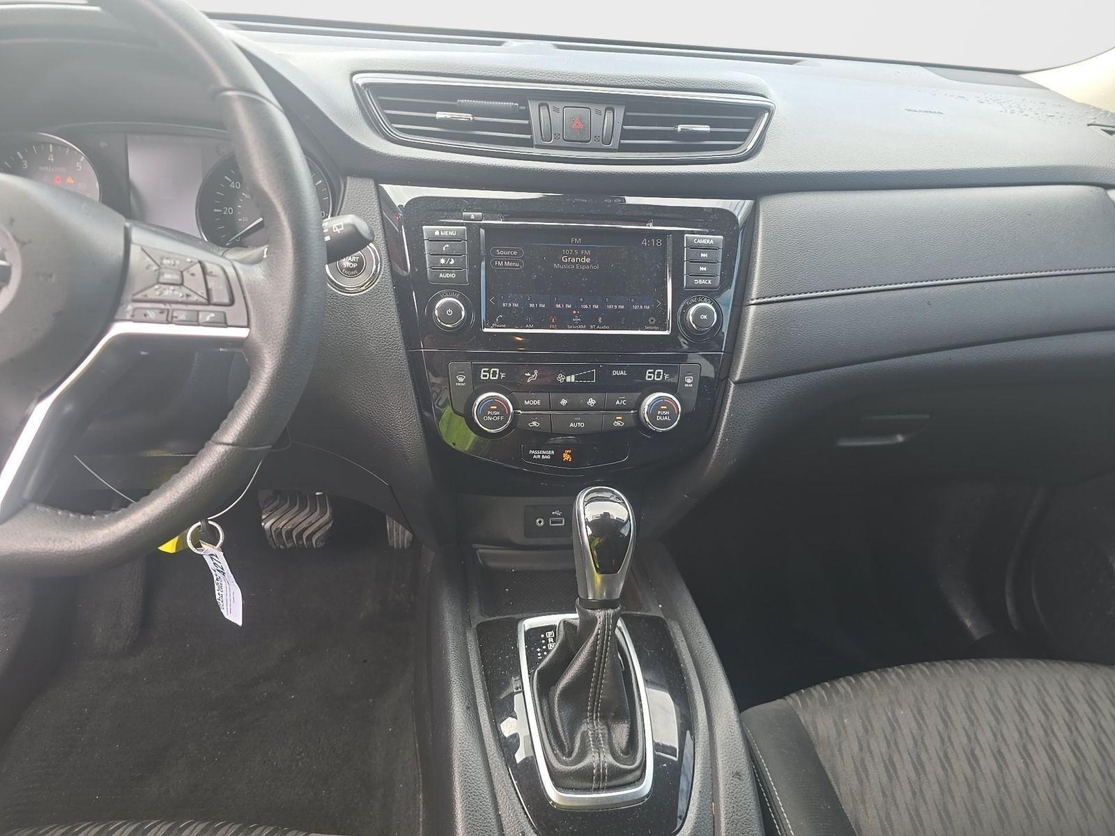 Used 2020 Nissan Rogue SV with VIN JN8AT2MV8LW103539 for sale in Greenville, PA