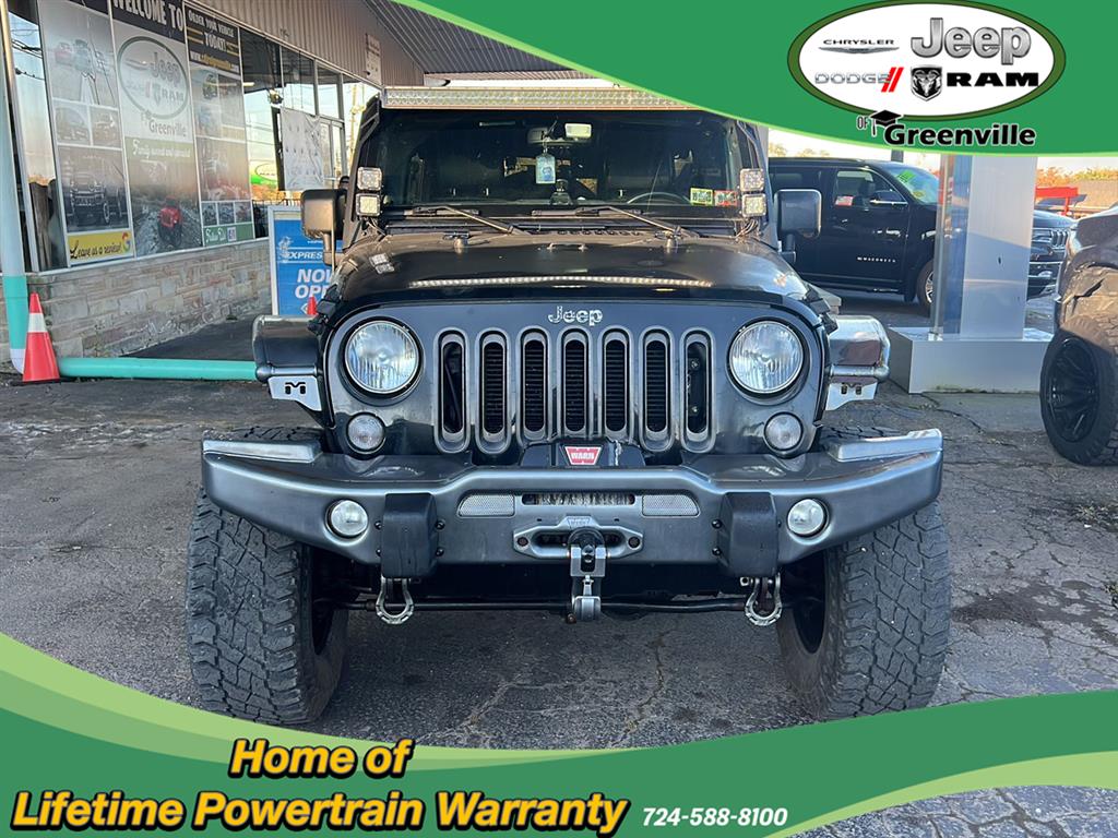 2013 Jeep Wrangler Unlimited Rubicon photo 2