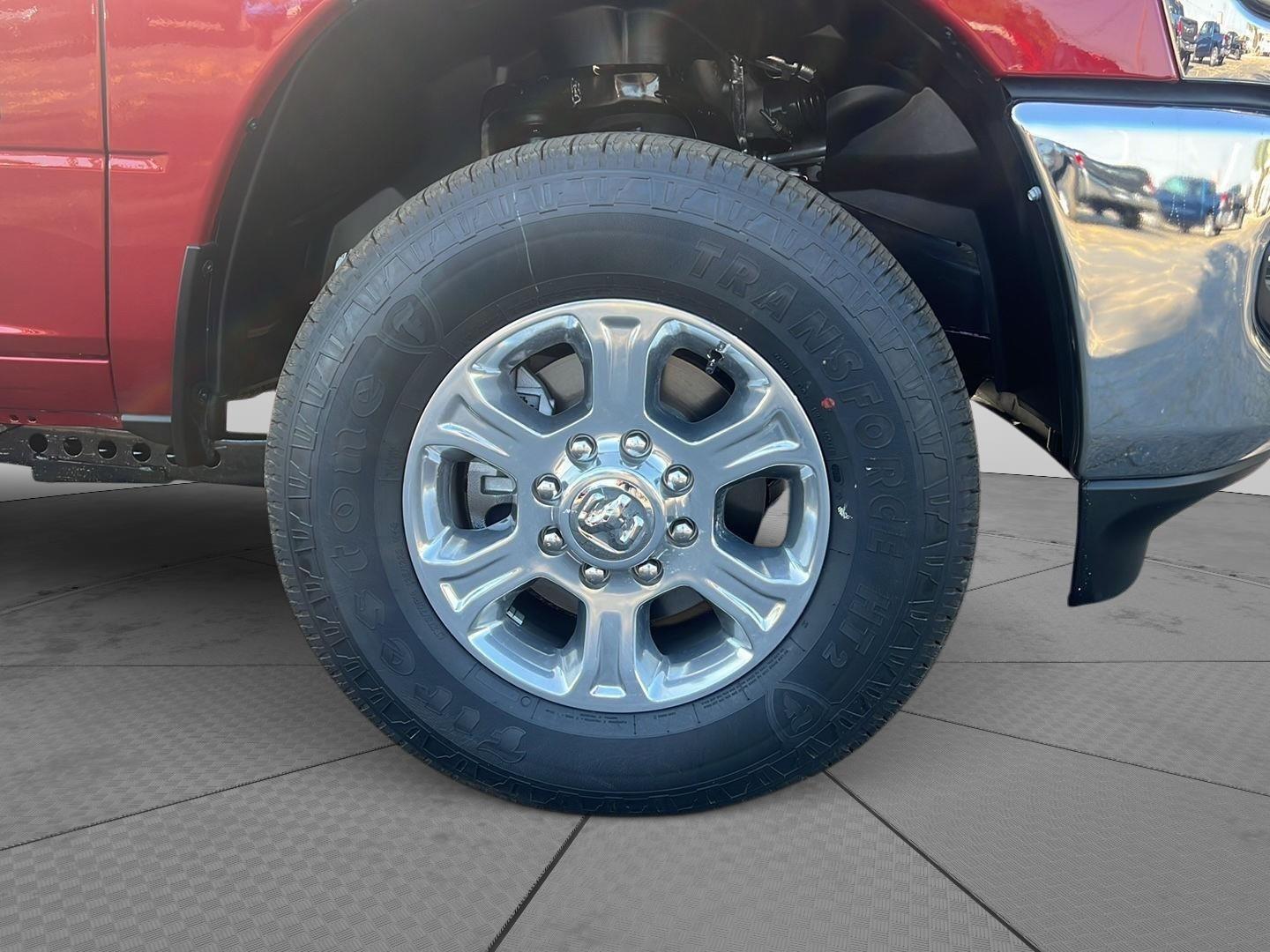 2026 RAM 2500 Big Horn - Photo 13