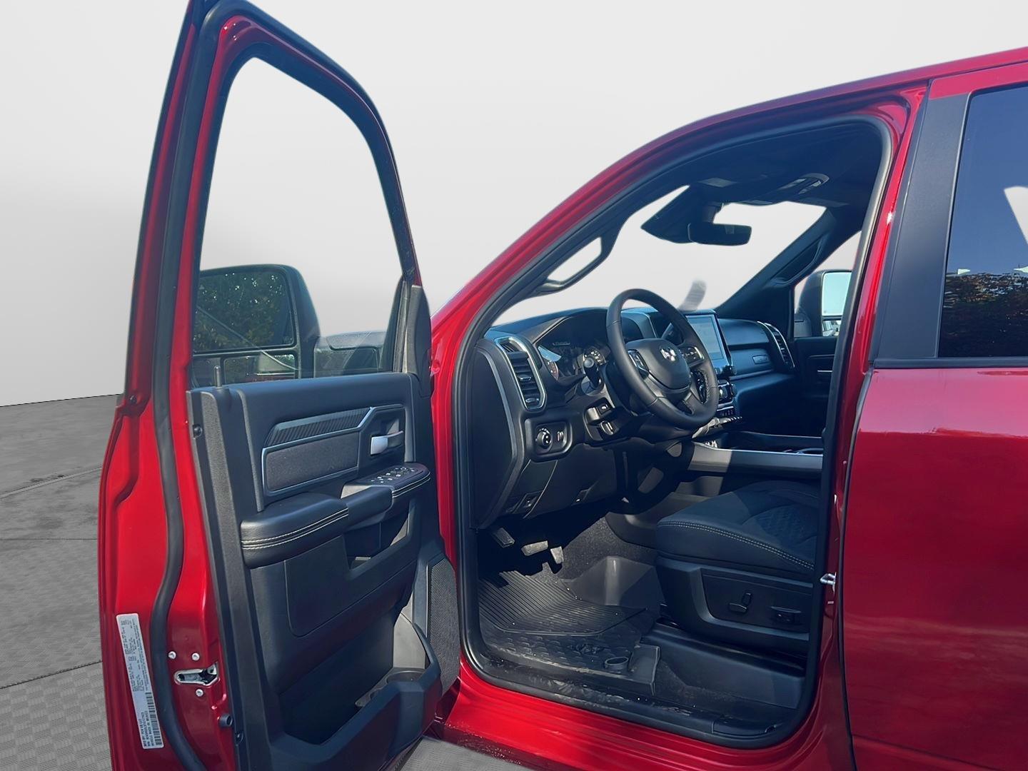 2026 RAM 2500 Big Horn - Photo 17