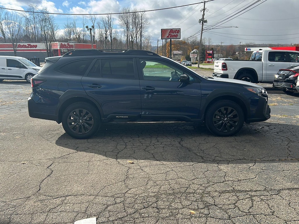2025 Subaru Outback Onyx Edition photo 3