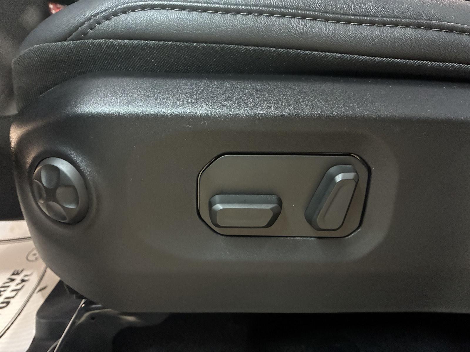 2026 Jeep Wrangler 4-Door Rubicon - Photo 23