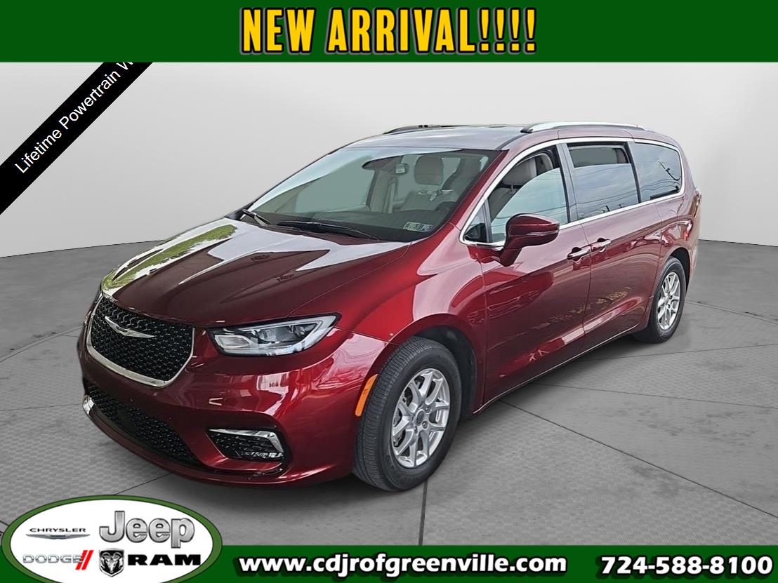 2021 Chrysler Pacifica Touring L's photo