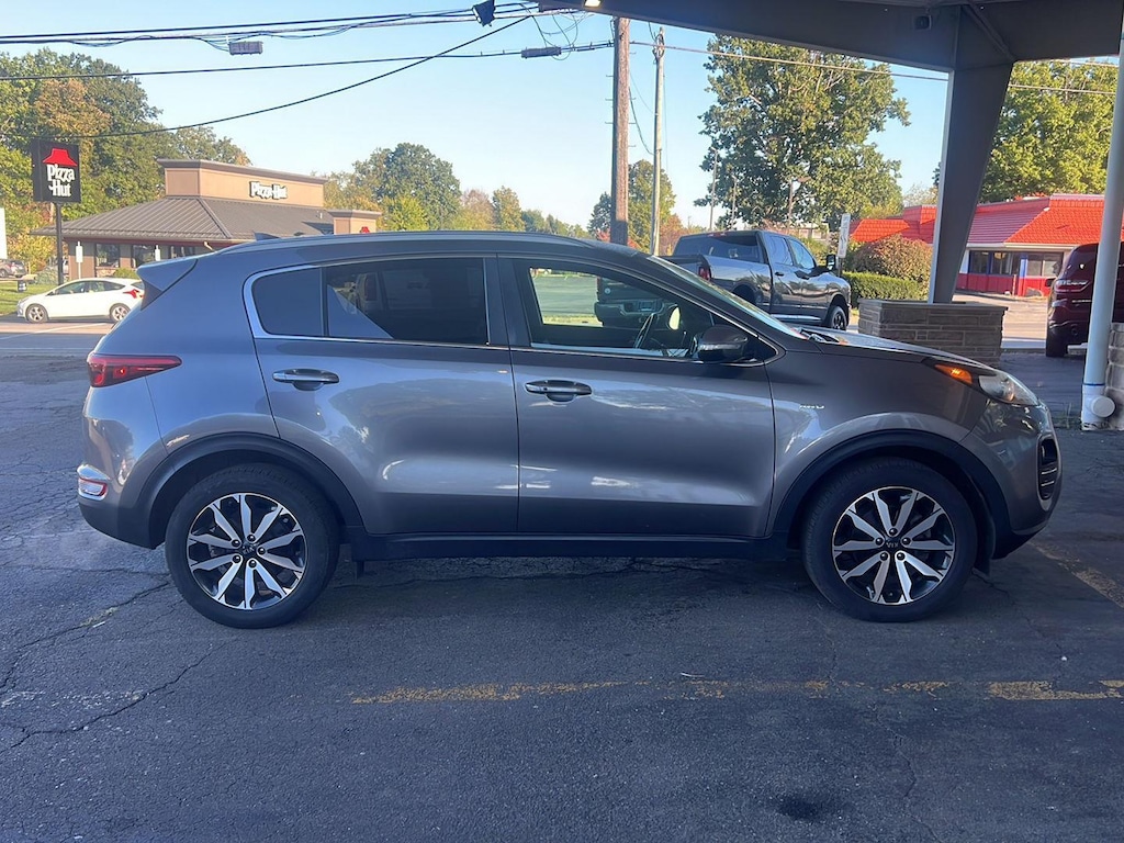 2018 Kia Sportage EX photo 3