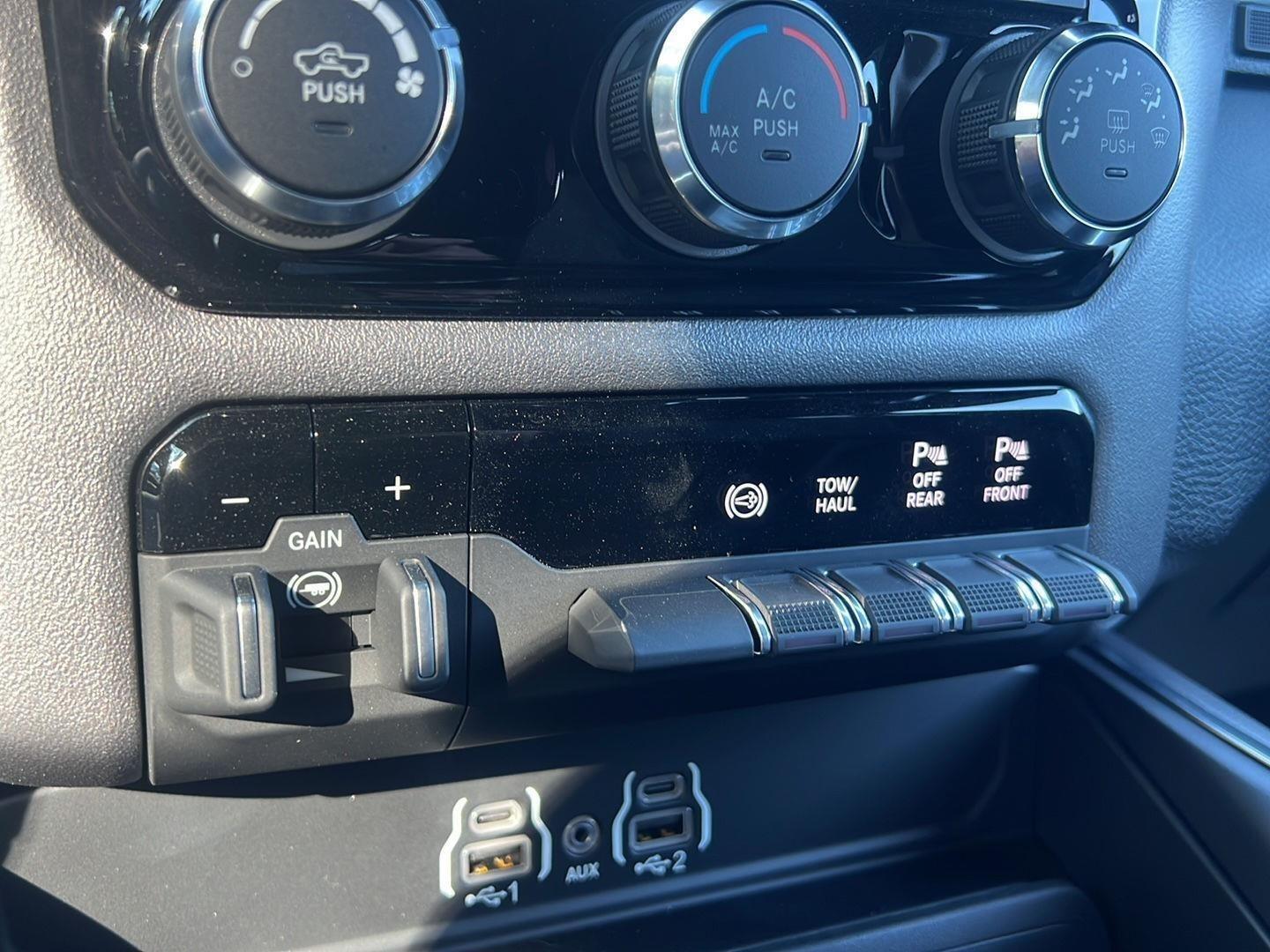 2026 RAM 2500 Big Horn - Photo 31