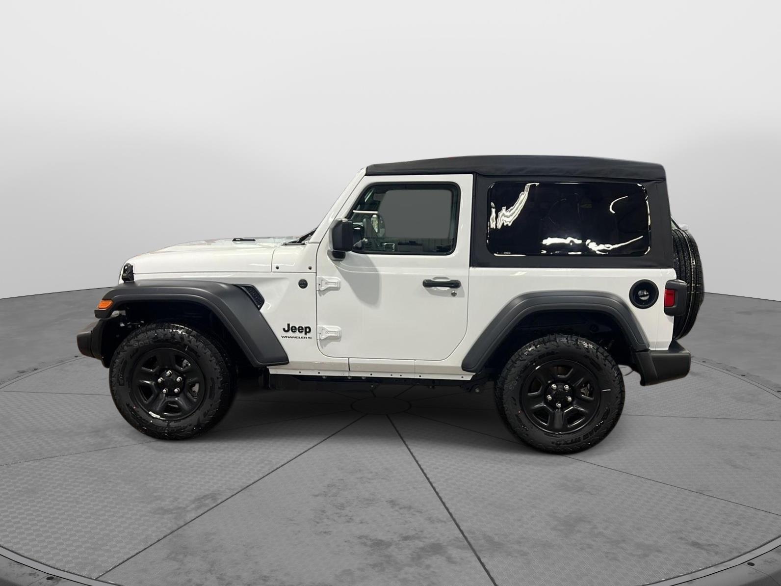 2026 Jeep Wrangler 2-Door Sport - Photo 10